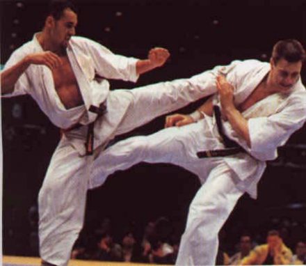 Why Kyokushin Fighters Do Not Punch to the Face - The Martial Way